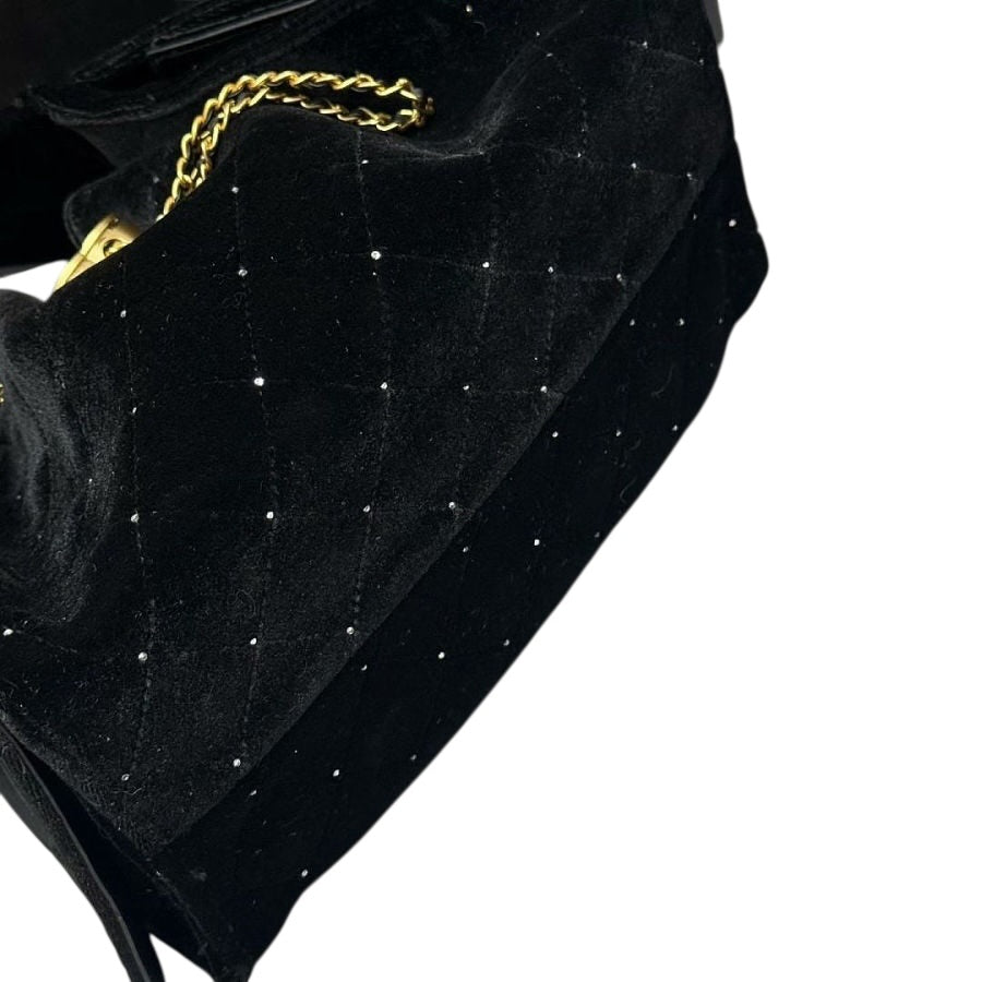 Chanel Velvet Crystal Quilted Shoulder Bag – Black & Gold ✨🖤