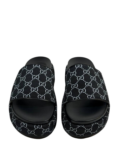 GUCCI GG Canvas Slide Sandals – Black Monogram Edition 🖤🌀