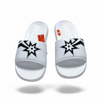 Nike White Graphic Slides 🤍⚡ | Bold Street Sport Summer Essential 👟🔥