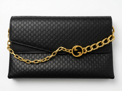 Gucci Signature Chain Clutch Bag 🖤✨