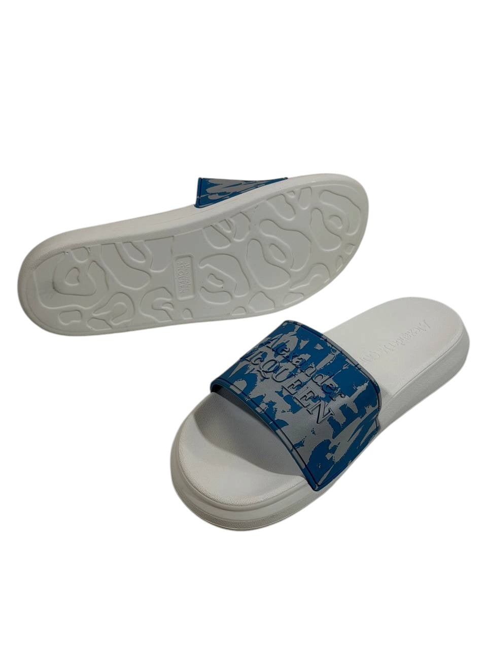 Alexander McQueen Urban Graphic Slide Sandals – Blue & White Luxury Streetwear 💙✨