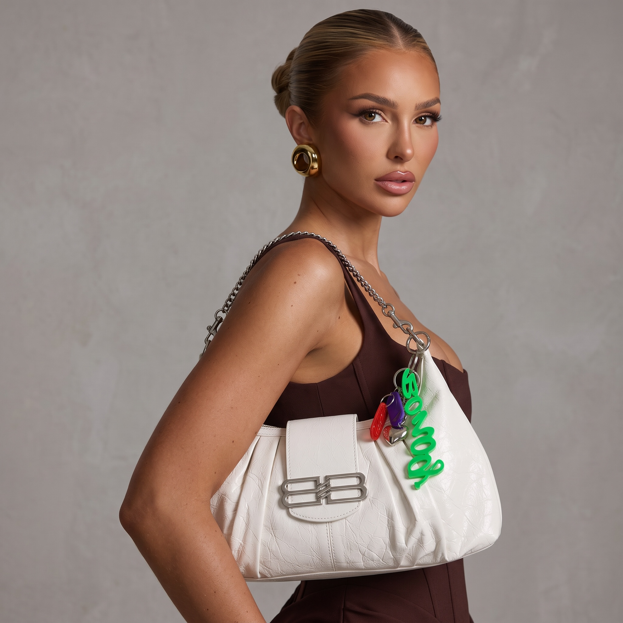 🤍 Balenciaga Le Cagole Small Shoulder Bag – White