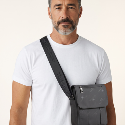 🖤 Tommy Hilfiger Black Logo Crossbody Bag