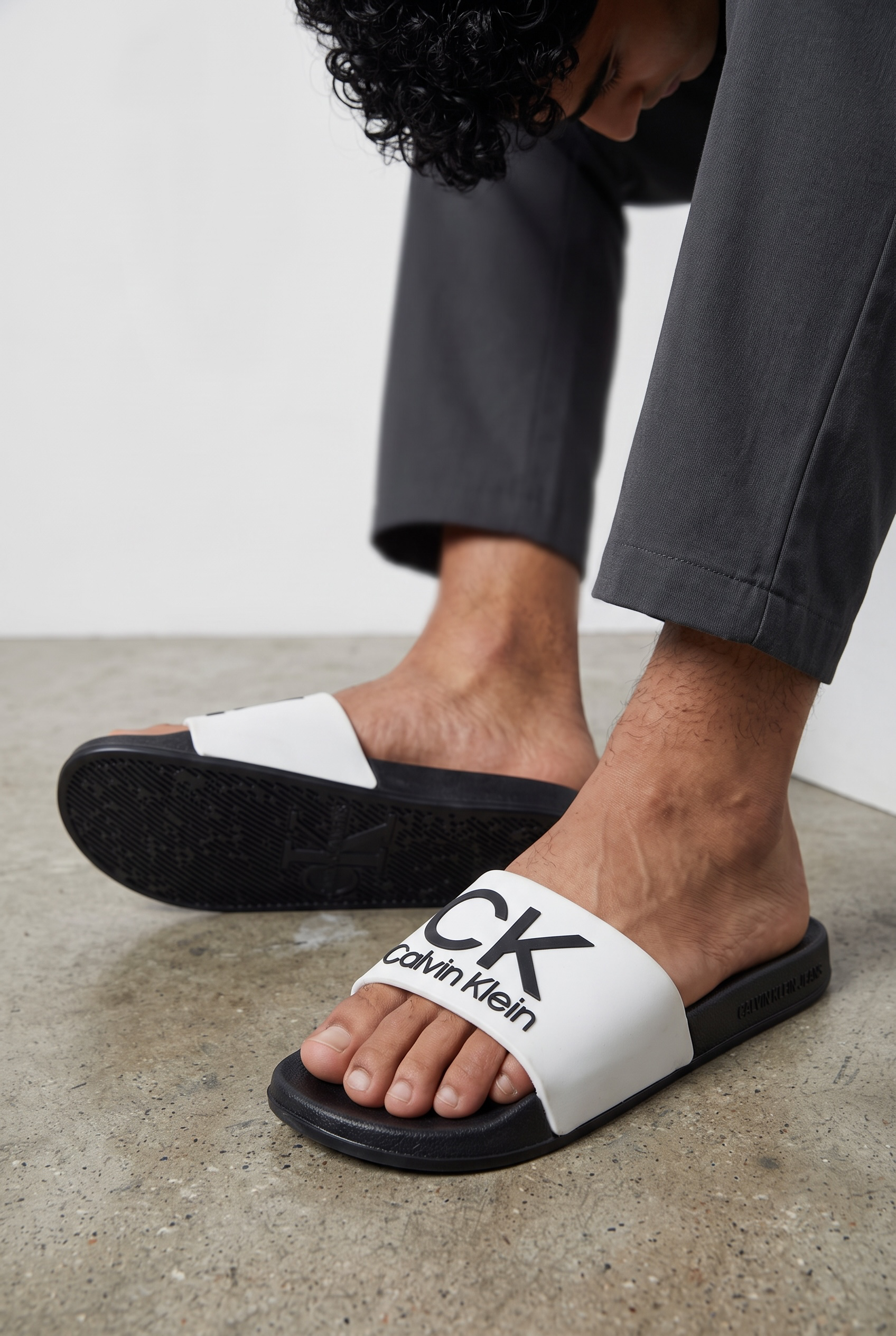 Calvin Klein CK Logo Slides – Black & White 🖤🤍