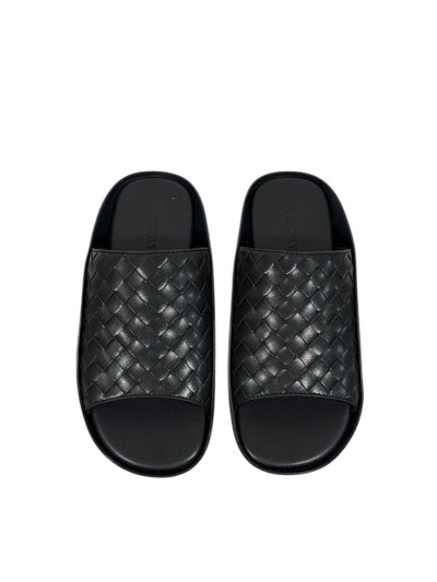 Bottega Veneta Intrecciato Slide Sandals – Black Edition 🖤✨