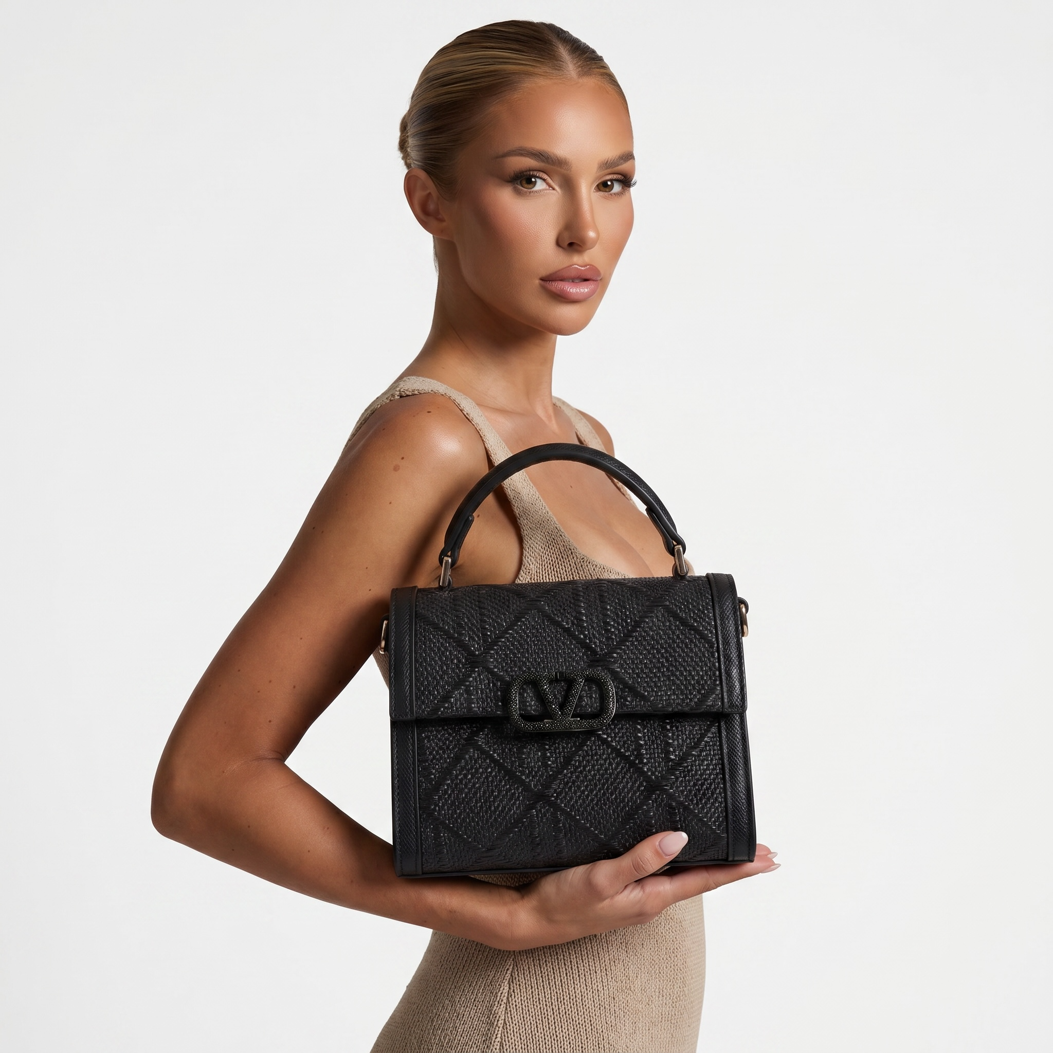Valentino Garavani Black Raffia VLogo Top Handle Bag 🖤✨👜👑🔥