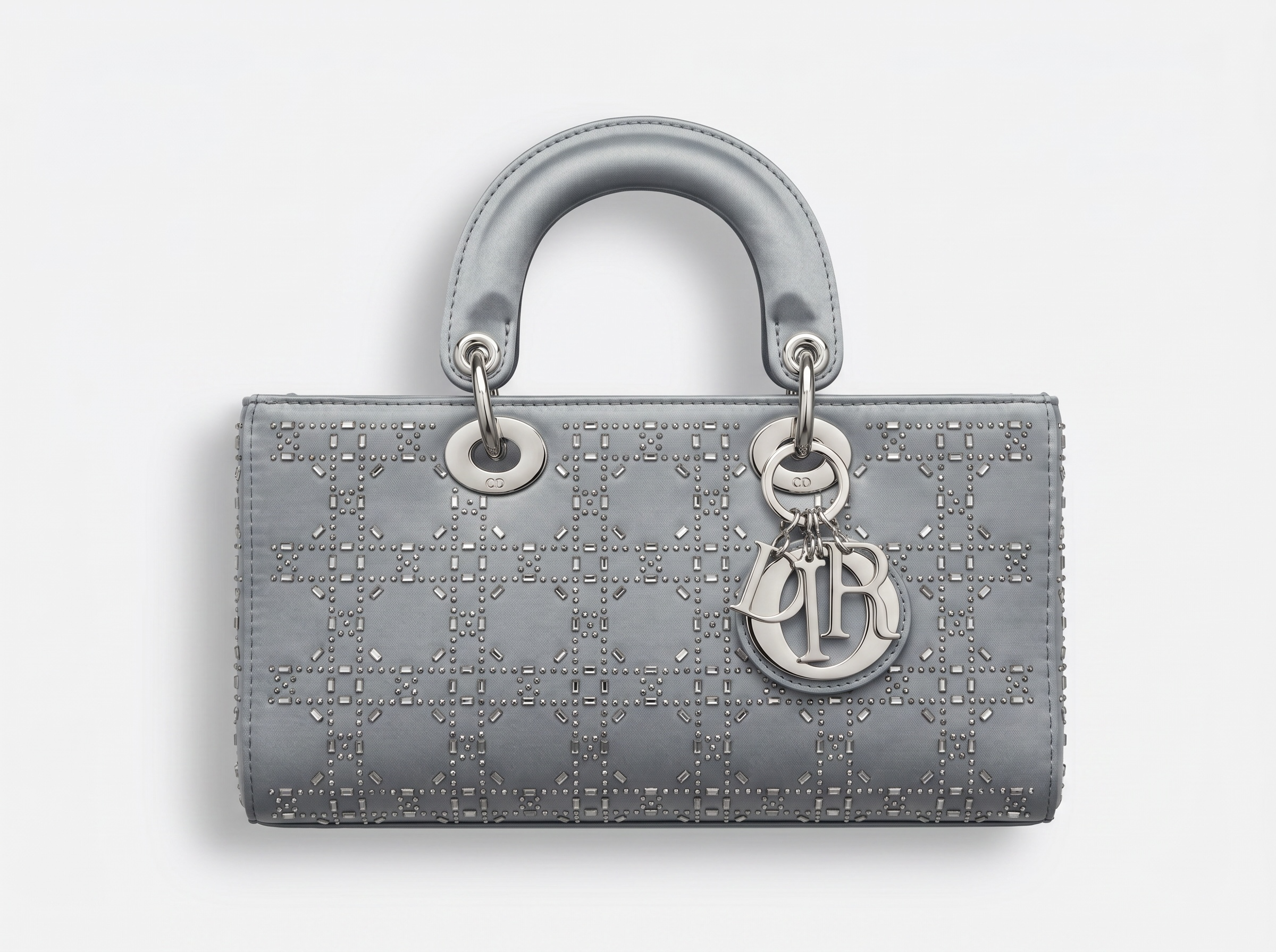 🩵 Dior Lady Dior large Studded Cannage Bag – Powder Blue Edition 🩵