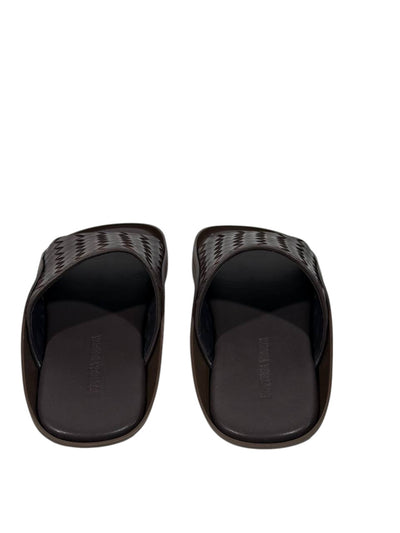 Bottega Veneta Intrecciato Slide Sandals – Brown Edition 🤎✨