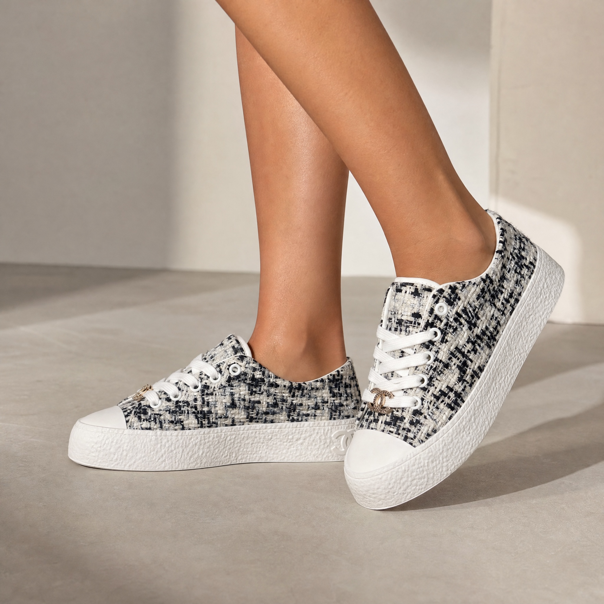 Chanel Tweed Platform Sneakers – Black & White Luxe Edition 🤍🖤