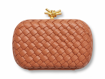 Bottega Veneta Intrecciato Knot Clutch – Caramel Brown 🤎✨