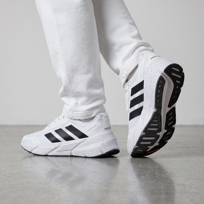 🤍🖤 Adidas Rapidmove Training Sneakers – White & Black Edition 👟⚡