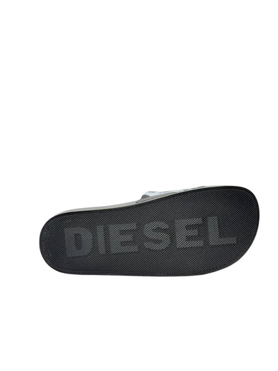 DIESEL Slides – Black & White Logo Edition ⚫⚪