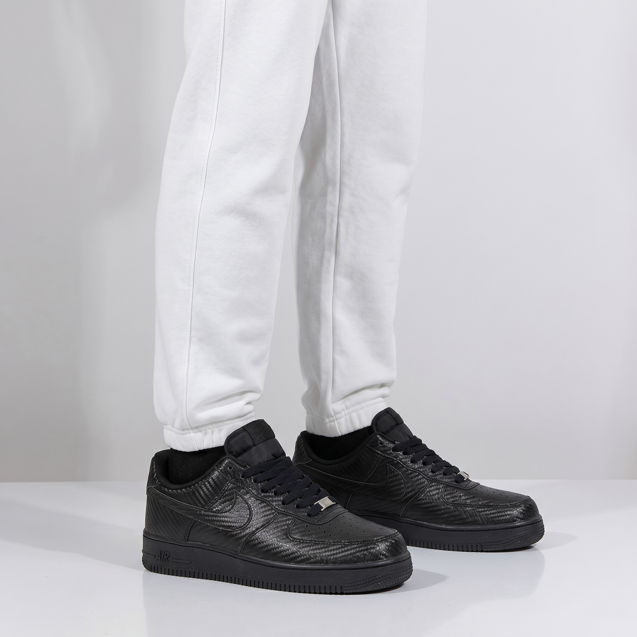 🖤🔥 Nike Air Force 1 Low Carbon Fiber Triple Black Sneakers – Luxury Streetwear Classic Shoes 👟⚡