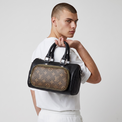 👜✨ Louis Vuitton Keepall Bandoulière 25 – Black Monogram 🤎🖤