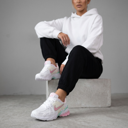 Nike V5 RNR White Pink Mint 🌸🤍🍃