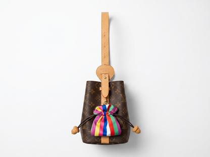 👜 Louis Vuitton Monogram Bucket Bag with Silk Bow Charm