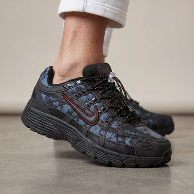 Nike Black Tech Runner Sneakers 🖤🔥 Performance Street Style