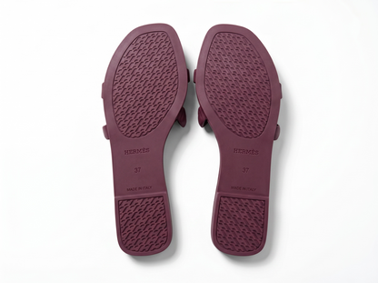 Hermès Chypre Rubber Sandals – Burgundy Plum 🍷✨