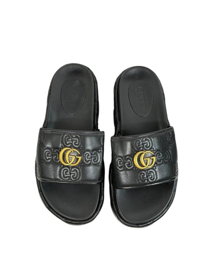 GUCCI GG Embossed Slide Sandals – Black Edition 🖤✨