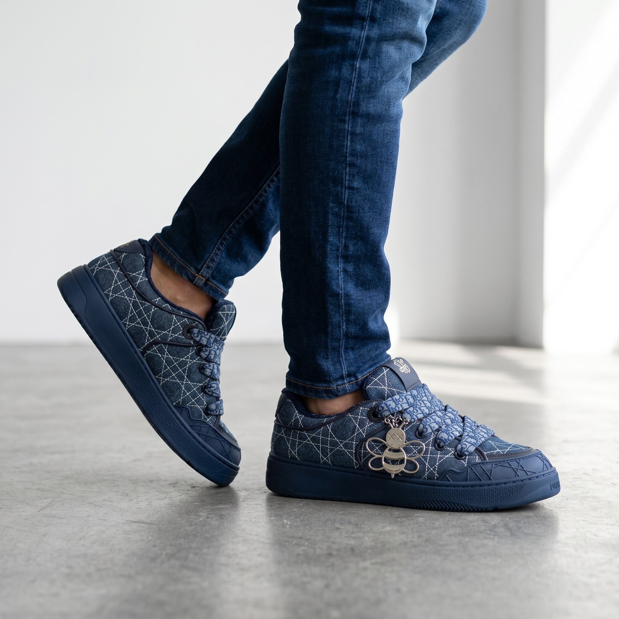 Dior P90 Denim Oblique Sneakers 💙