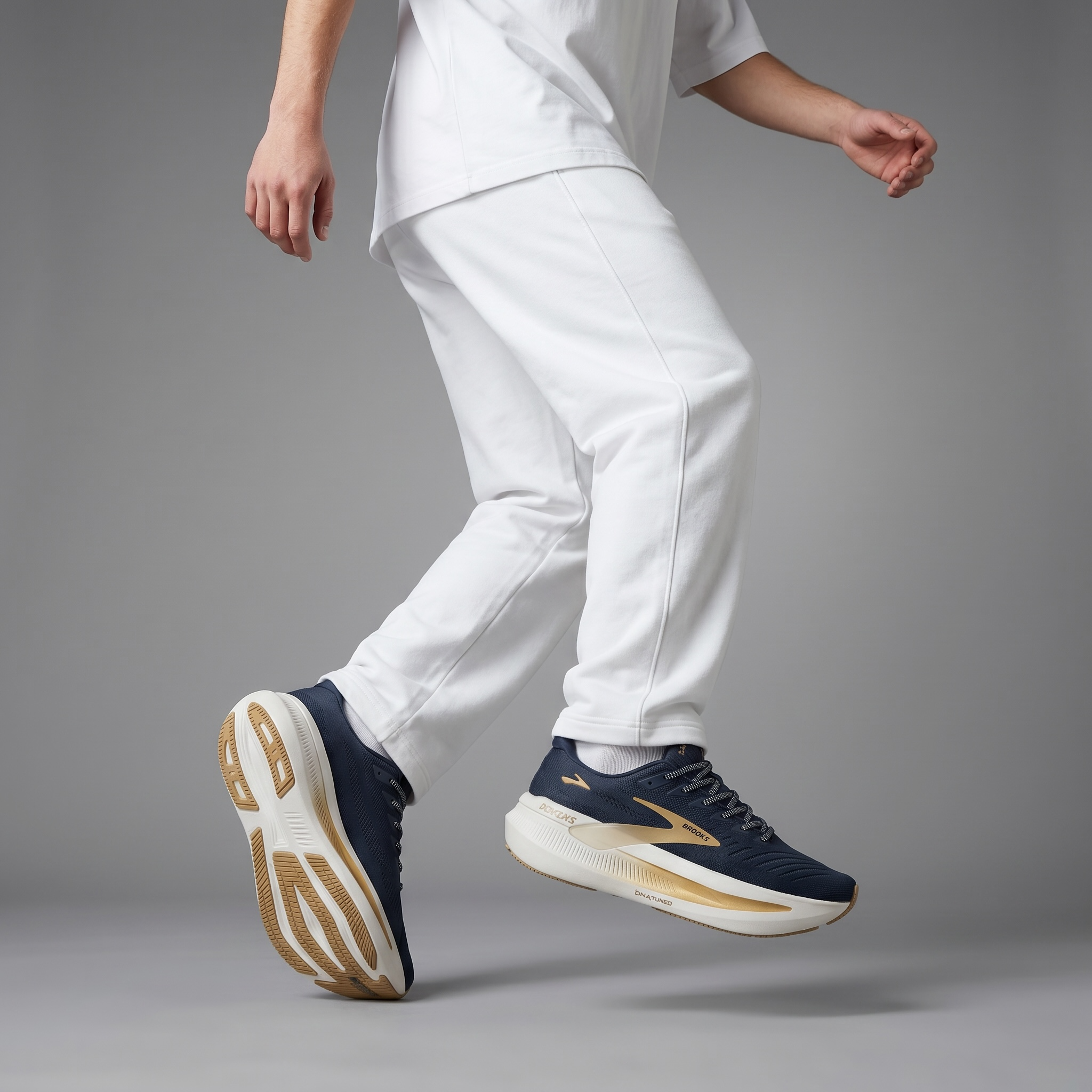 👟💙 Brooks Running Navy Gold Performance Sneakers – Lightweight Comfort Running Shoes ⚡