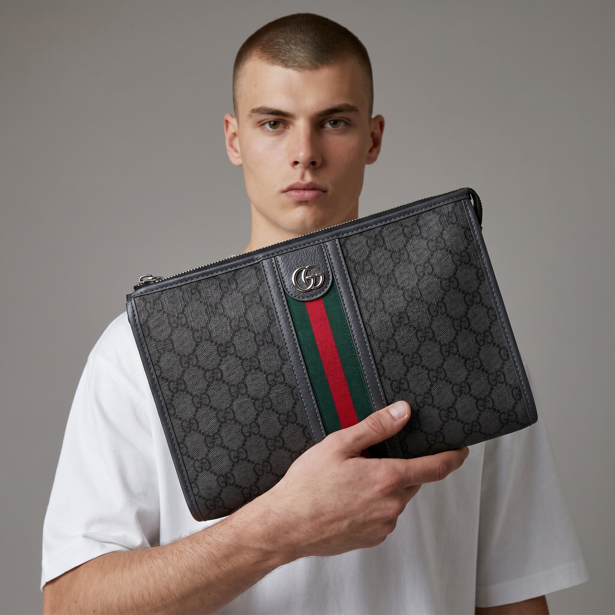 Gucci Grey GG Supreme Web Stripe Clutch 🩶💚❤️✨💼🔥