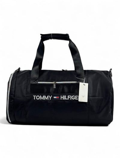 🖤 Tommy Hilfiger Duffel Bag – Black Classic Edition 🖤