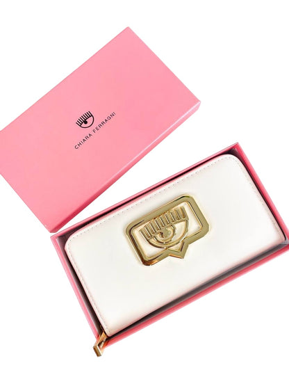 Chiara Ferragni Eye Wallet