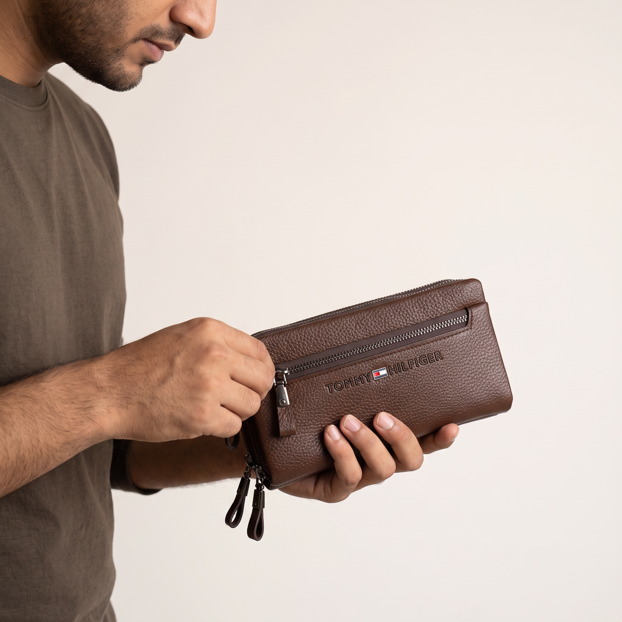 Tommy Hilfiger Premium Brown Leather Organizer Wallet 🤎✨ Multi-Zip Luxury Clutch