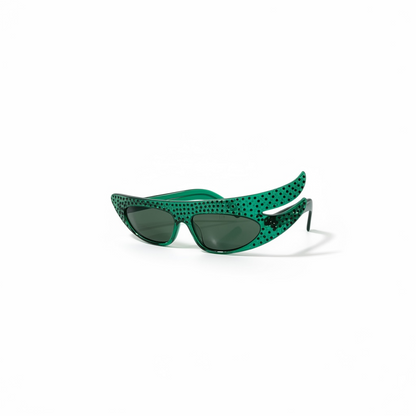 💚 Gucci Green Crystal Cat-Eye Sunglasses – Avant-Garde Luxury Statement Shades ✨😎 | Women’s Designer Eyewear