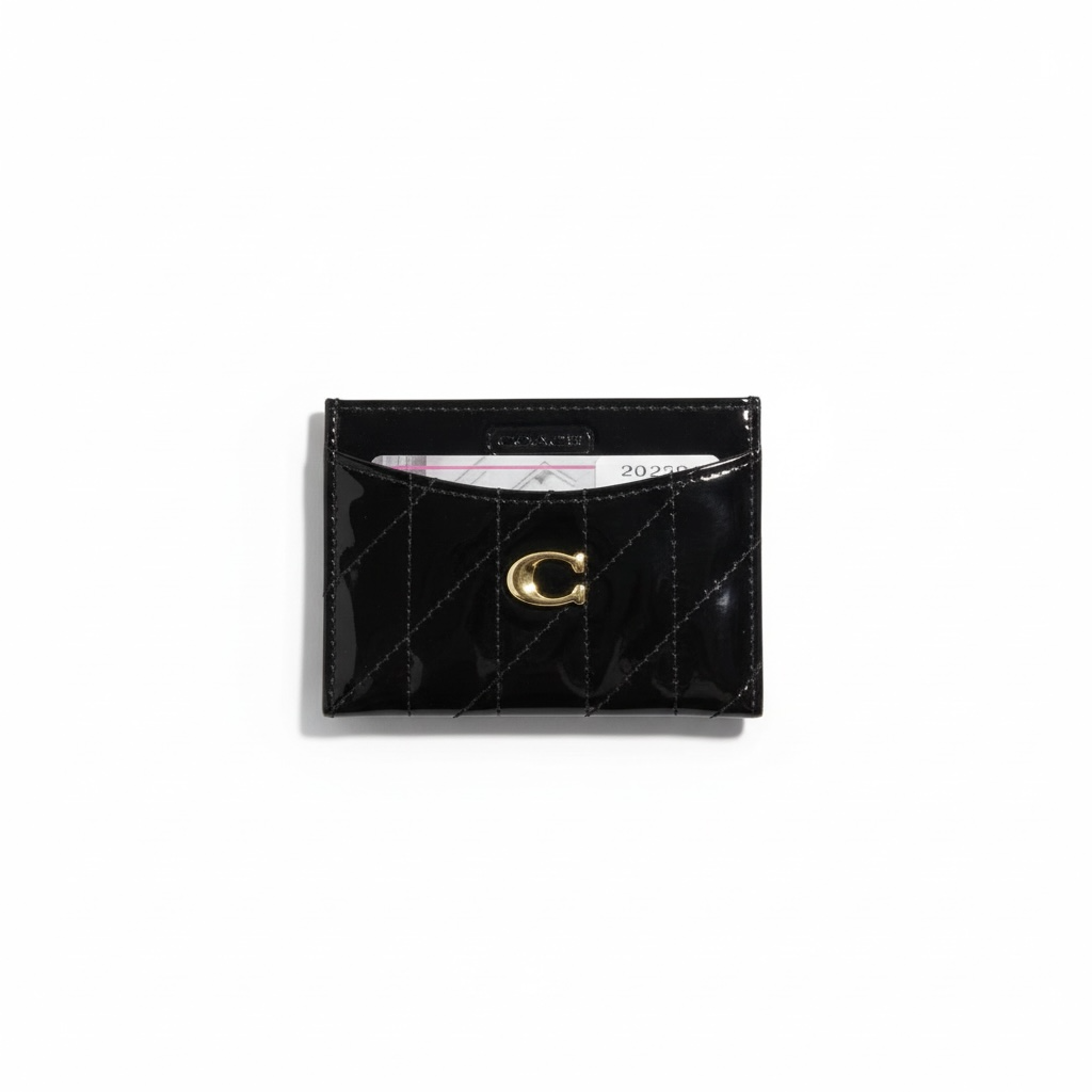 🖤 Coach Quilted Glossy Black Card Holder – Gold "C" Emblem