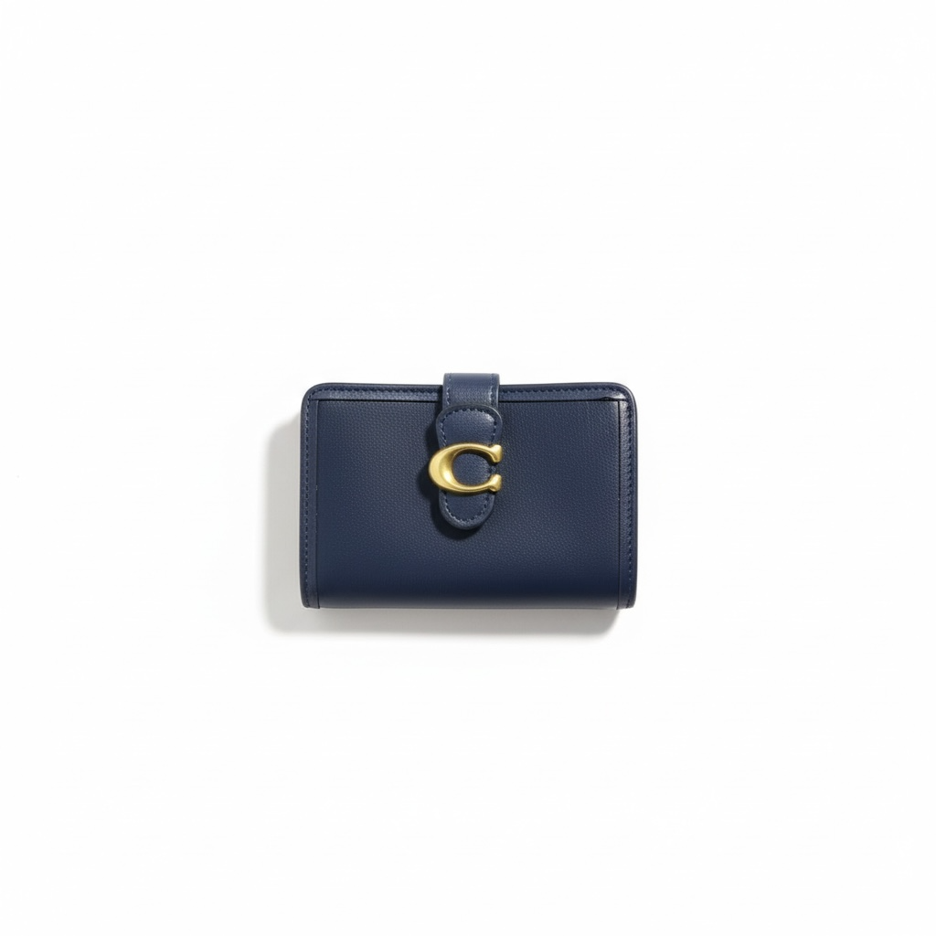 💙 Coach C Signature Wallet – Deep Navy with Gold Accent ✨