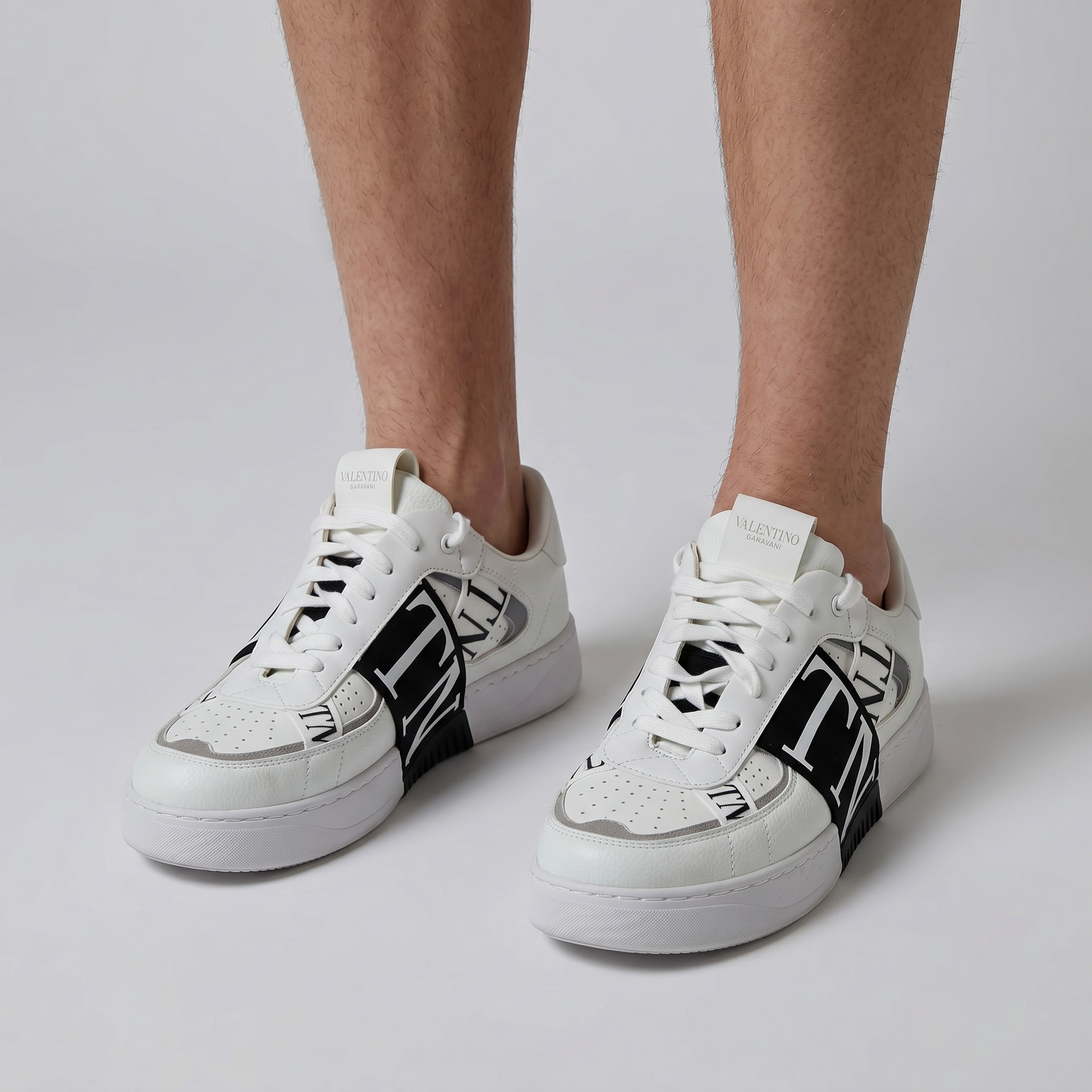 🤍 Valentino Garavani VL7N White & Black Sneakers – Modern Luxury Redefined 👟