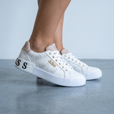 Guess Platform Sneakers – White / Beige 👟✨