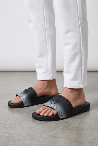 🖤✨ Versace Medusa Slides – Black Luxury Slides | Iconic Statement Style