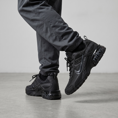 ⚡🖤 Nike Air Max Plus TN Blackout Premium Running Sneakers – Luxury Streetwear Air Cushion Shoes 👟🔥