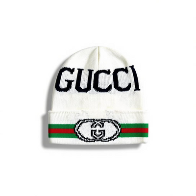 🧢 Gucci White Logo Knit Beanie – Clean Luxury Winter Essential 🤍❄️✨