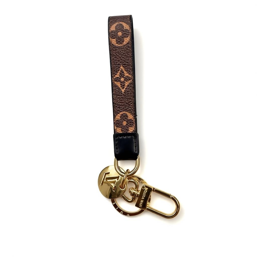 LV-Style Monogram Leather Key Holder – Brown & Gold⭐️