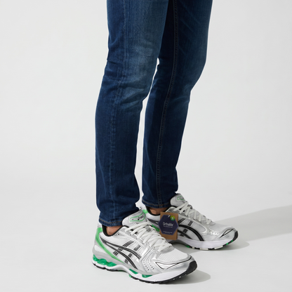 ASICS Gel-Kayano Retro Runner Sneakers ⚪🟢