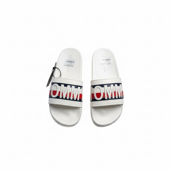 🟥🟦 Tommy Hilfiger White Slides – Bold Logo Design 🇺🇸