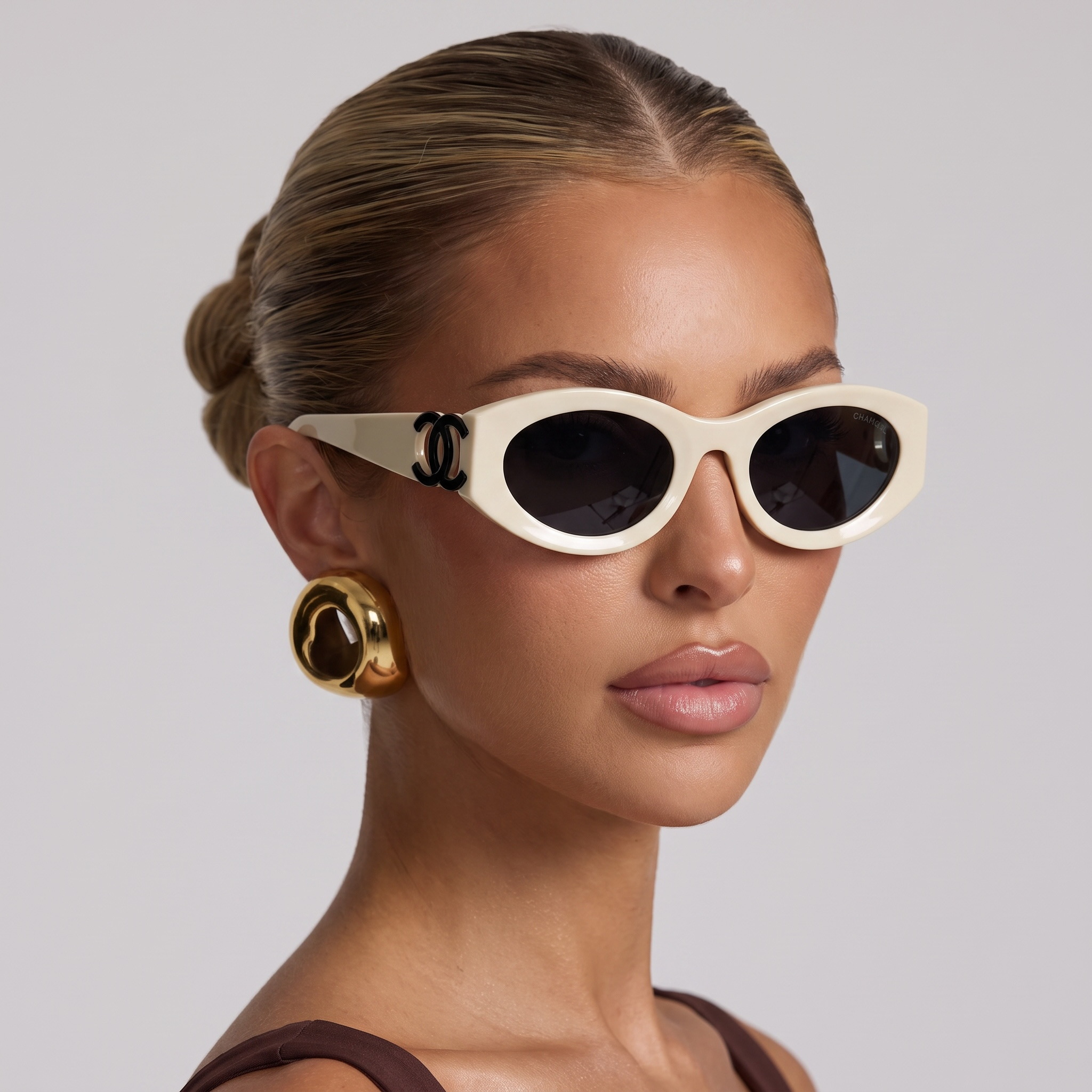 ✨🕶️ Chanel Oval Sunglasses in Ivory with Iconic CC Logo 🕶️✨