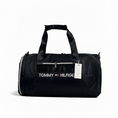 🖤 Tommy Hilfiger Duffel Bag – Black Classic Edition 🖤