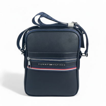 👜 Tommy Hilfiger Navy Crossbody Bag – Classic Style, Everyday Comfort