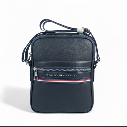 👜 Tommy Hilfiger Navy Crossbody Bag – Classic Style, Everyday Comfort