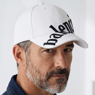 🧢✨ Balenciaga Oversized Embroidered Logo Baseball Cap – White & Black ⚪⚫