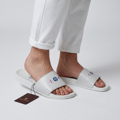 🤍 Louis Vuitton Slides – White Pastel Monogram Edition 🌸✨