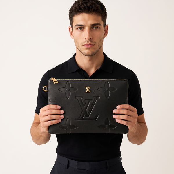 Louis Vuitton Clutch – Black Monogram 🖤