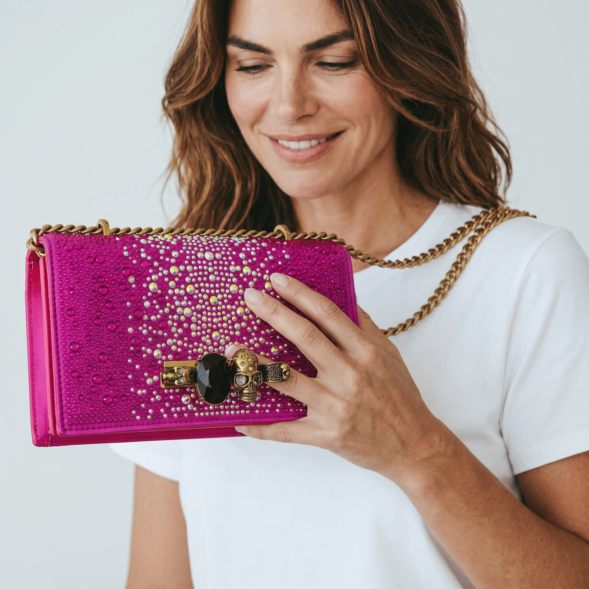 Alexander McQueen Fuchsia Crystal Skull Clutch 💖✨☠️ - MASTERPIECE