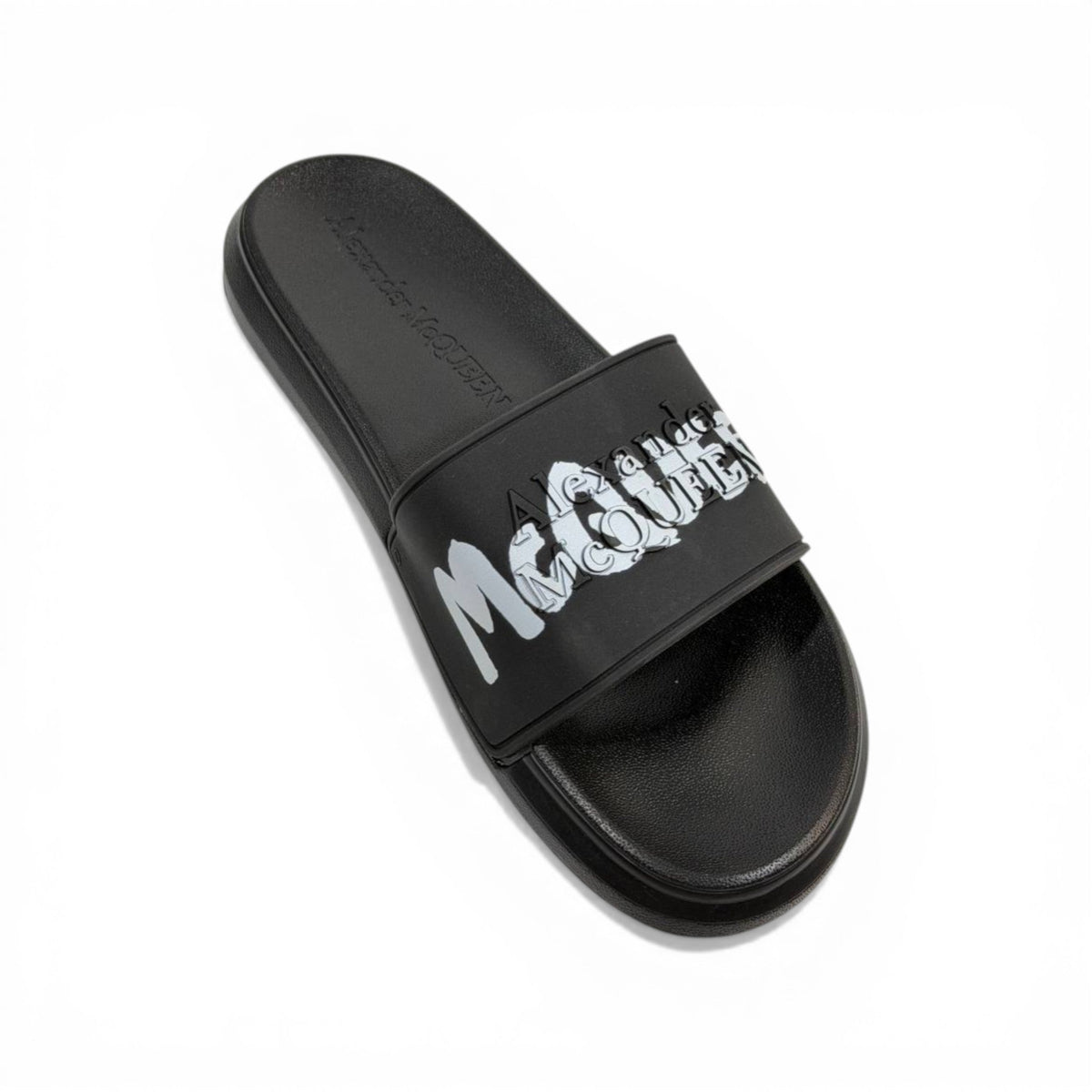 ALEXANDER MCQUEEN Luxury Black Slide Sandals – Bold Logo Statement & Premium Comfort 👟✨ - MASTERPIECE