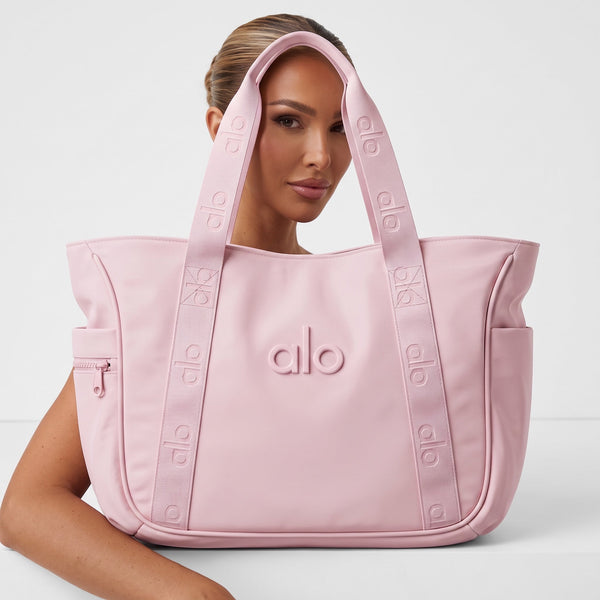 Alo Weekend Tote – Blush Pink 🩷